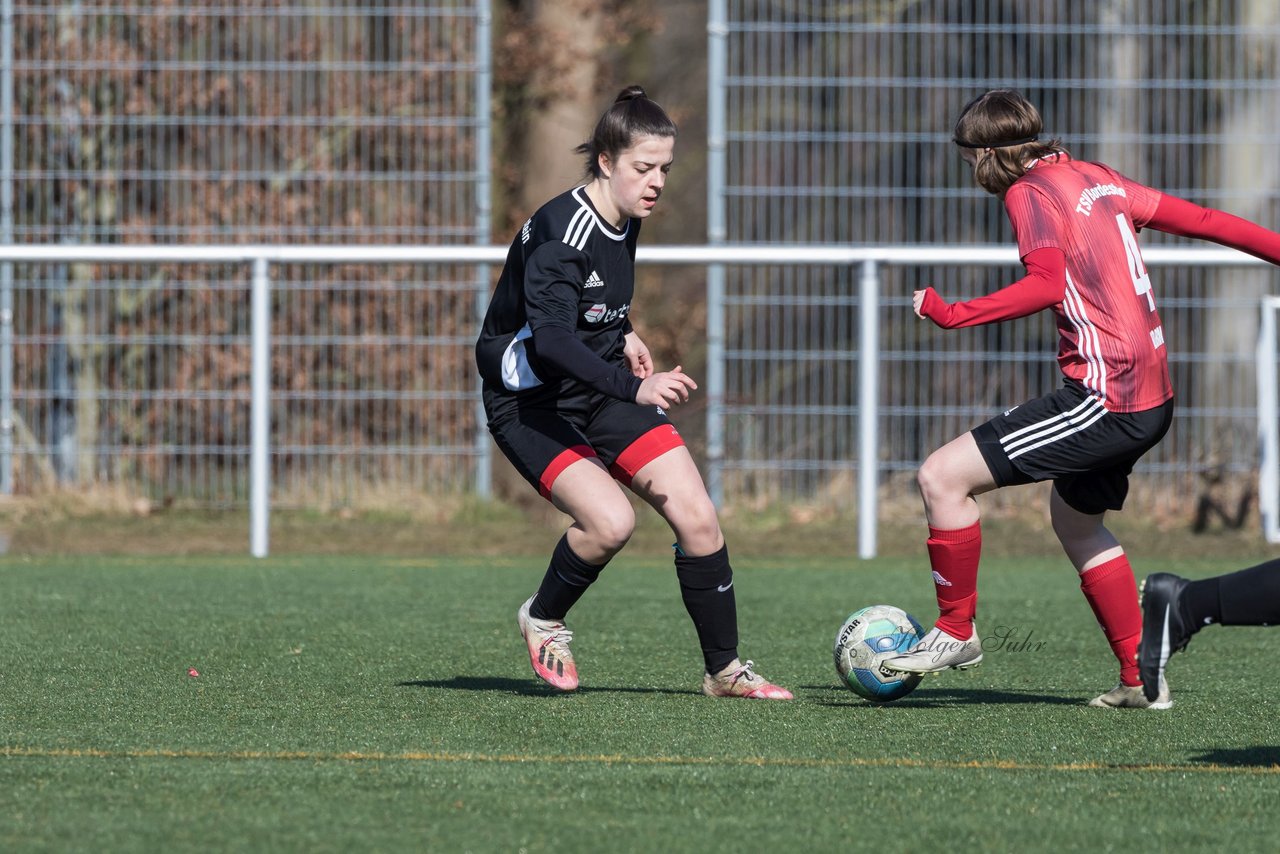 Bild 226 - F TSV Bordesholm - SG Blau Rot Holstein : Ergebnis: 3:0